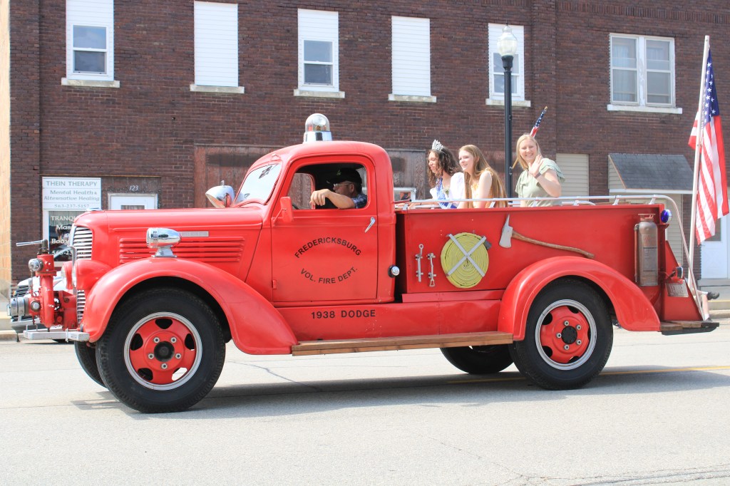 Fredericksburg Dairy Days IA
